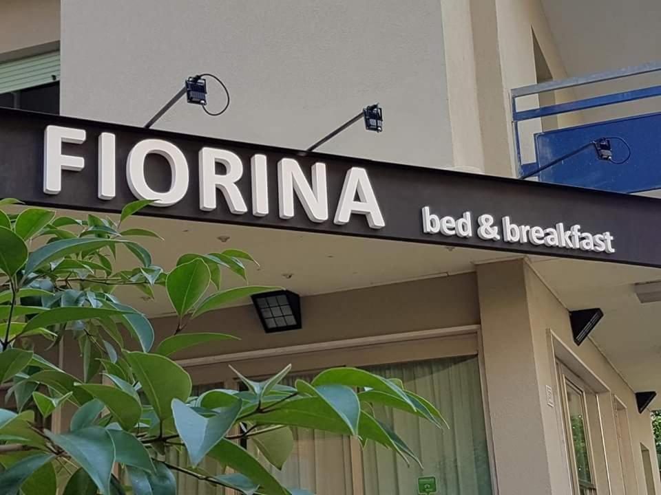 Fiorina Bed&Breakfast - Colazione Fino A Mezzogiorno - Beach Village Gratuito - Aquafan25 Oltremare20 Riccione Exteriör bild